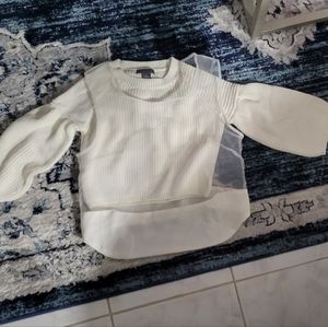 NWOT GRACIA DOUBLE LAYER CROP SWEATER